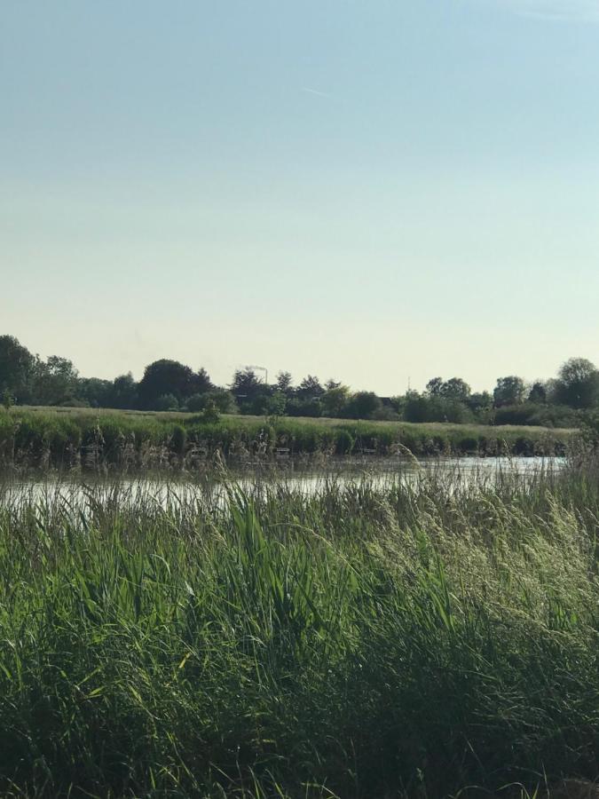 Leuk Vakantiewoning Dijk Woning Met 3 Slaapkamers Dicht Bij De Belgische Grensen Westdorpe Exteriér fotografie